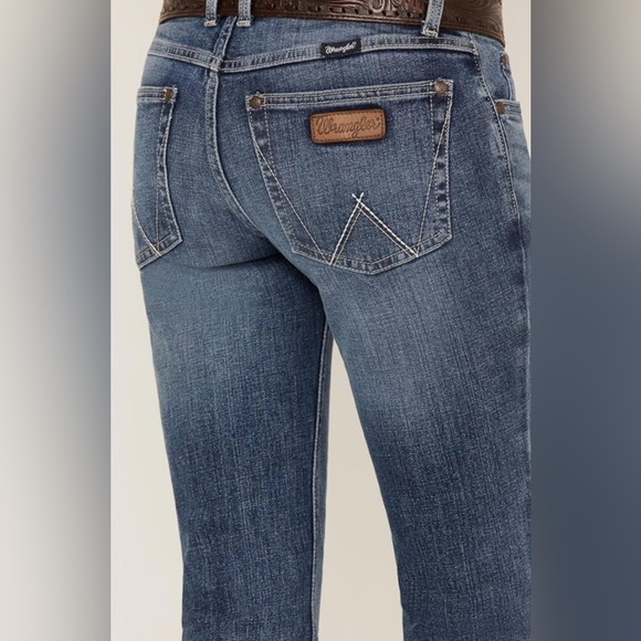 Wrangler Retro Mae Mid Rise Bootcut Jeans Size 15 X 34 Medium Wash Rodeo Cowgirl - Picture 2 of 16
